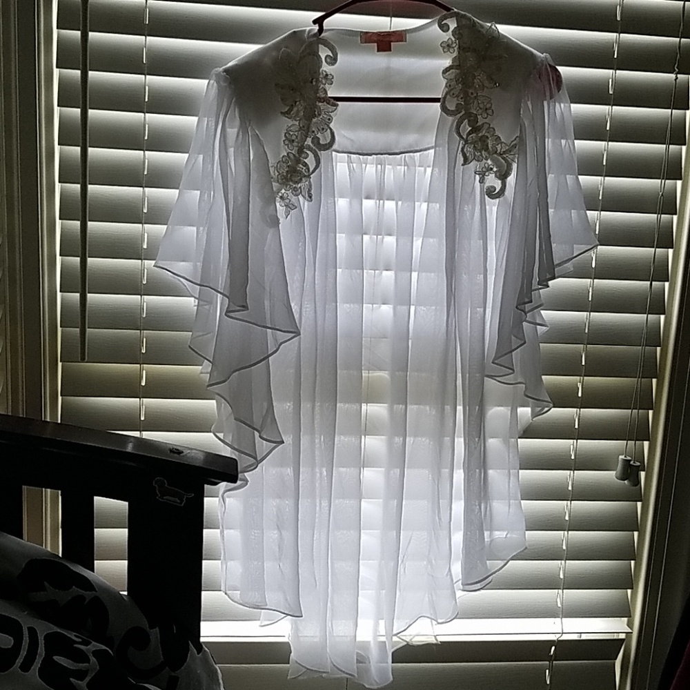 Vintage open robe